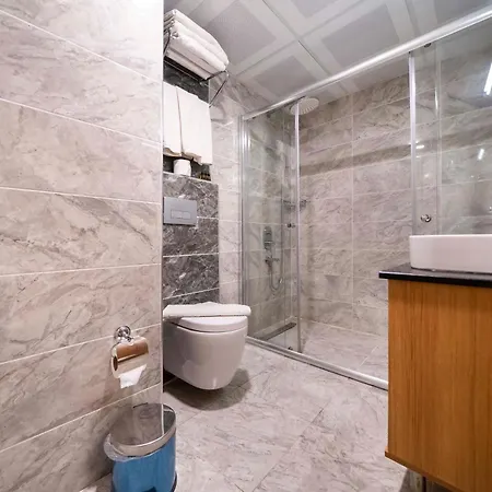 Mogons Exclusive Kalkan