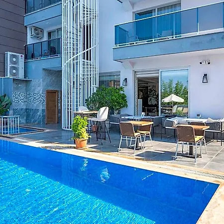 Mogons Exclusive Kalkan