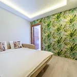 Mogons Exclusive Kalkan