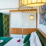 Mogons Exclusive Hotel 3*